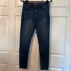 Woman’s American eagle hi rise jegging